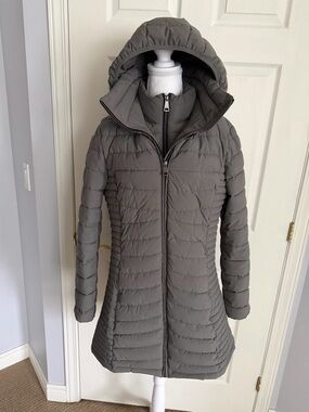 DKNY Hooded Puffer Coat in Grey, L